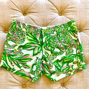 EUC Lilly Pulitzer size 6 shorts